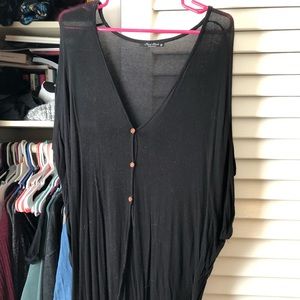 Black, short-sleeved cardigan